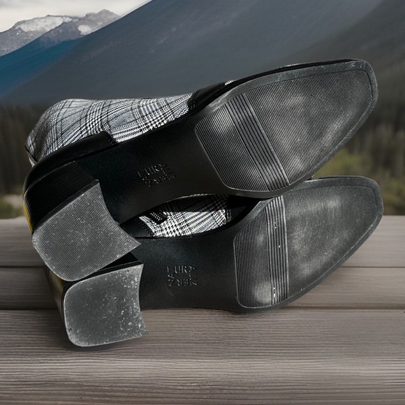 Naturalizer Vtg Style Ankle Boots Black & White Plaid Fabric / Leather Sz 7.5 - Picture 4 of 5